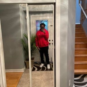 Meet your Posher, Aven